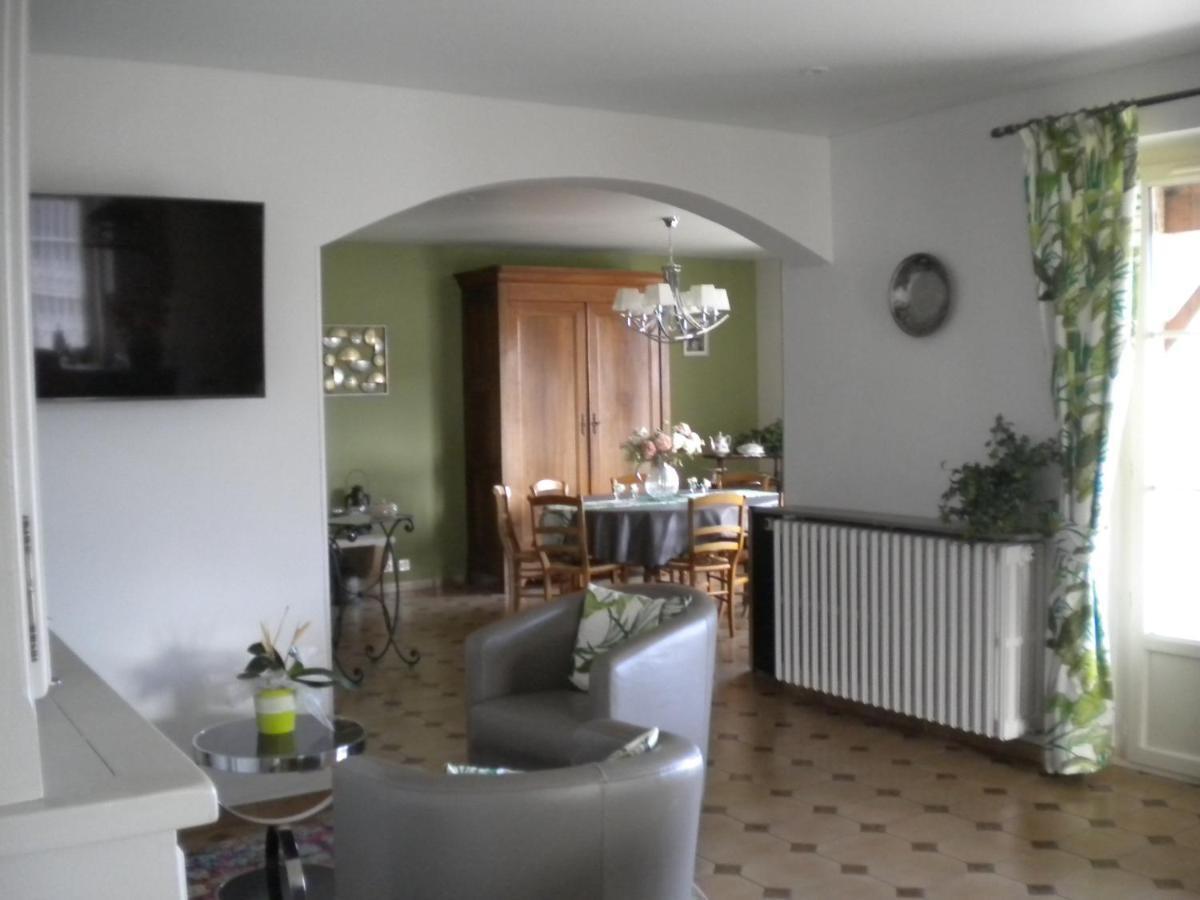 Le Mont Laurent Buxy Exterior foto